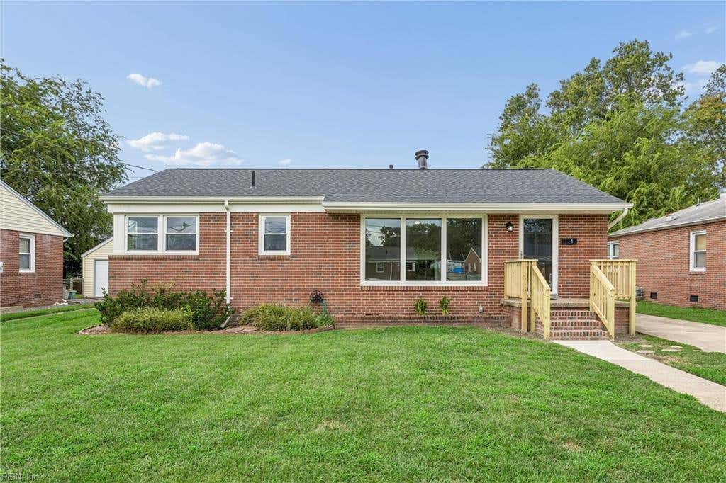 Photo of 21 Reynolds Drive, Hampton, VA 23664 (MLS # 10650100)