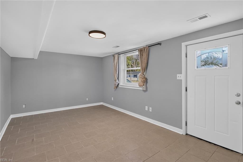 Photo of 1013 Rowe Street, Hampton, VA 23669 (MLS # 10658908)
