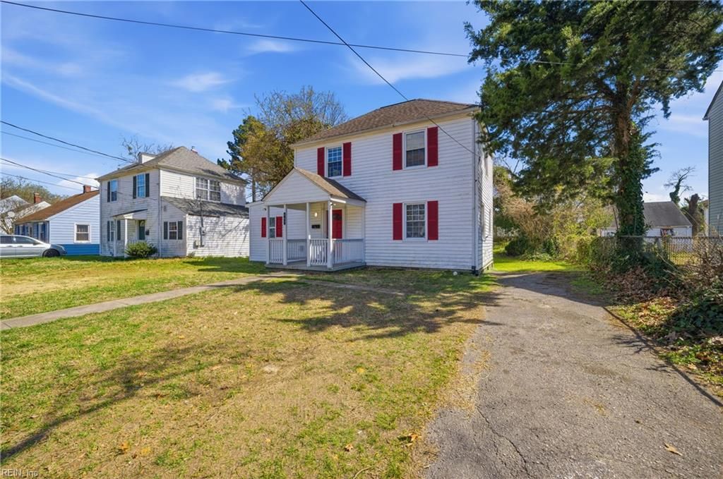 Photo of 942 20th Street, Newport News, VA 23607 (MLS # 10626152)