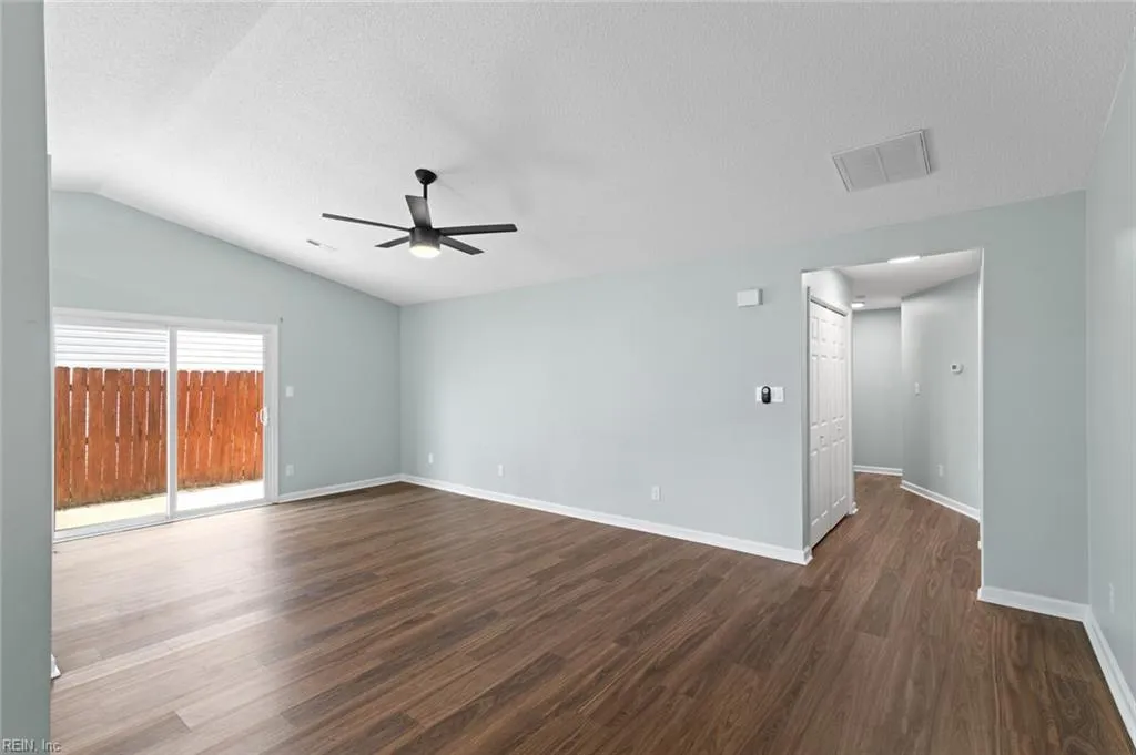 Hampton, Virginia 23666, United States, 3 Bedrooms Bedrooms, ,2 BathroomsBathrooms,Residential,Active,168236