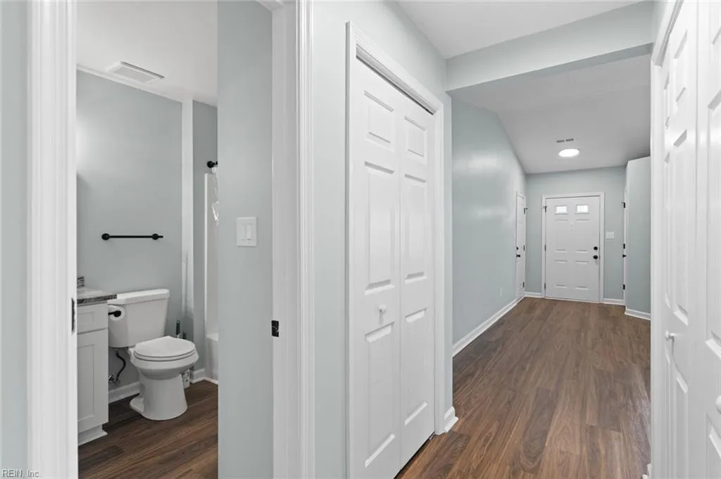 Hampton, Virginia 23666, United States, 3 Bedrooms Bedrooms, ,2 BathroomsBathrooms,Residential,Active,168236