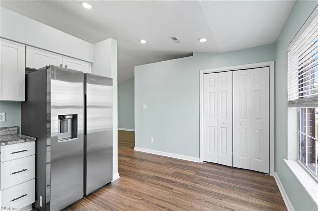 Hampton, Virginia 23666, United States, 3 Bedrooms Bedrooms, ,2 BathroomsBathrooms,Residential,Active,168236