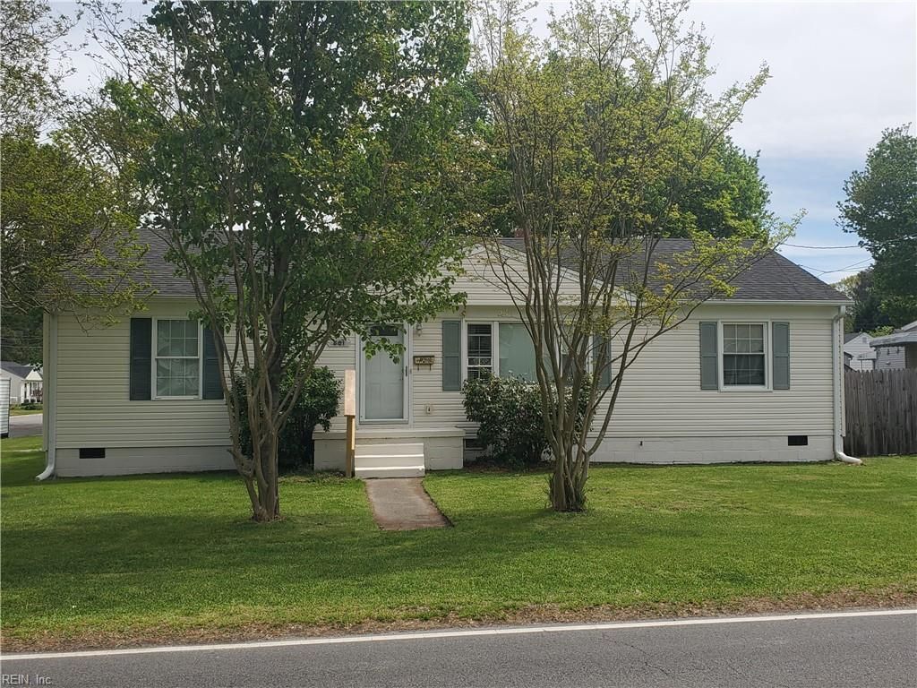 Photo of 801 Elmhurst Lane, Portsmouth, VA 23701 (MLS # 10628385)