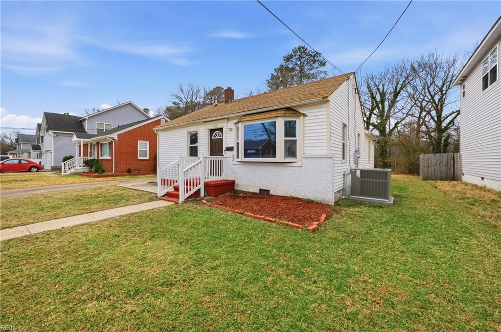 Photo of 633 Bell Street, Hampton, VA 23661 (MLS # 10619113)