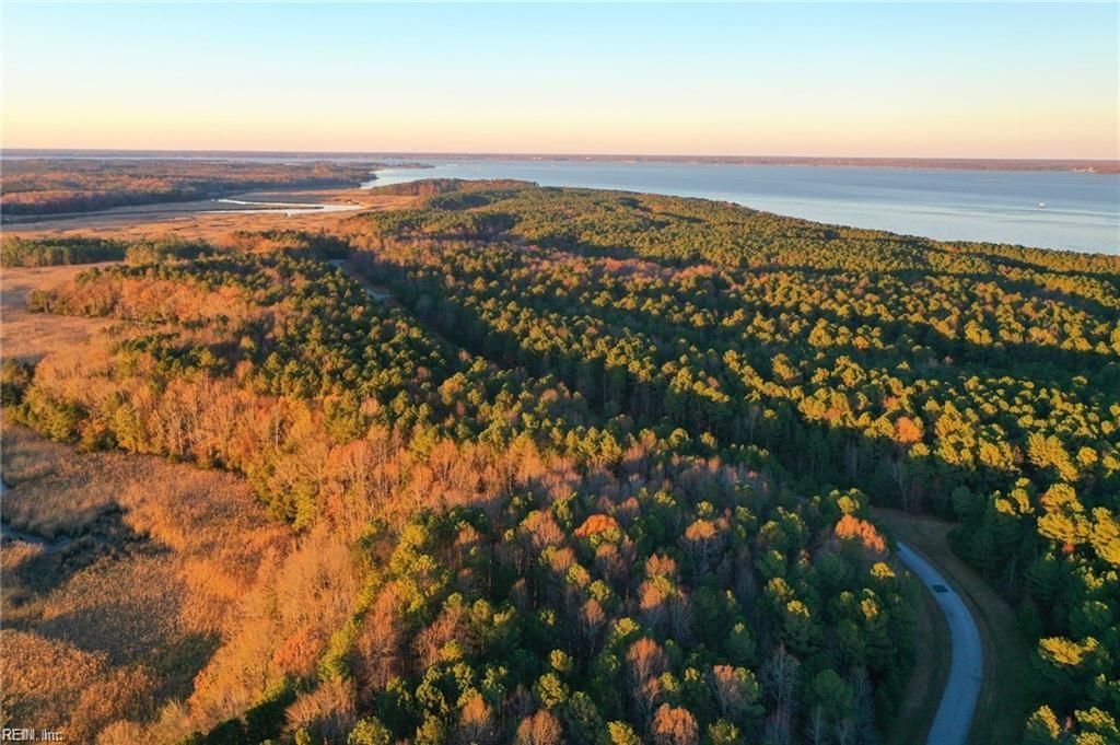 Photo of 1440 Creekway Drive, Smithfield, VA 23430 (MLS # 10630897)