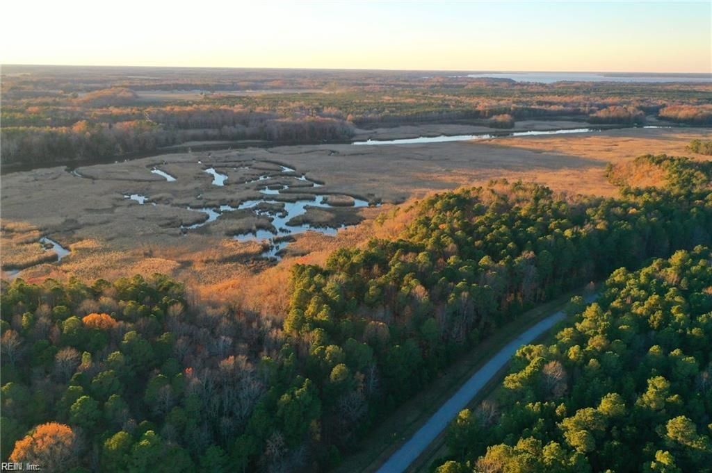 Photo of 1440 Creekway Drive, Smithfield, VA 23430 (MLS # 10630897)