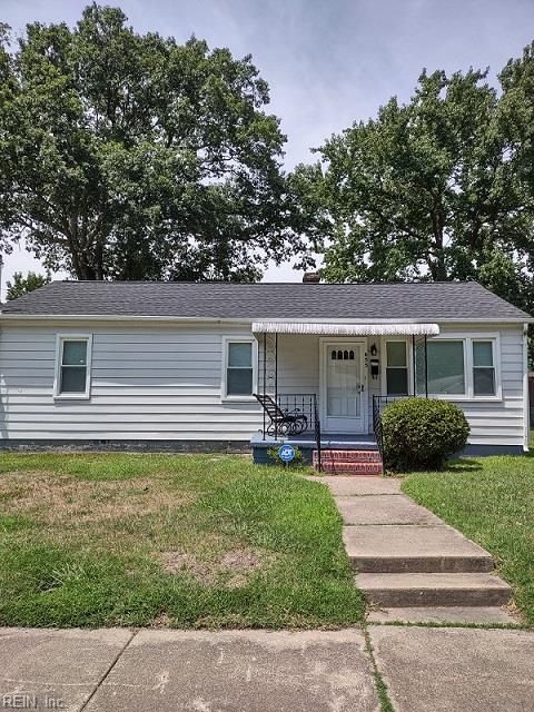 Photo of 635 46th Street, Newport News, VA 23607 (MLS # 10633110)