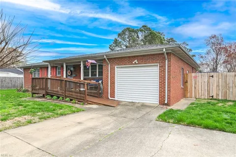 304 E Chickasaw Road, Virginia Beach, VA 23462 - #: 10575343