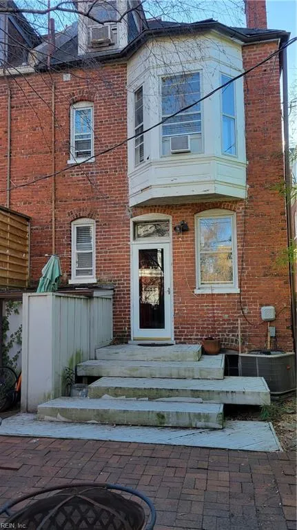 Norfolk, Virginia 23507, United States, 5 Bedrooms Bedrooms, ,4 BathroomsBathrooms,Residential,Active,137365