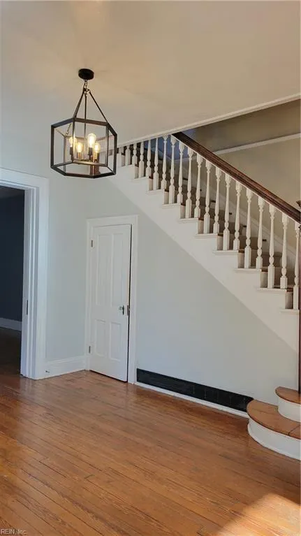 Norfolk, Virginia 23507, United States, 5 Bedrooms Bedrooms, ,4 BathroomsBathrooms,Residential,Active,137365