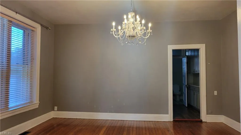 Norfolk, Virginia 23507, United States, 5 Bedrooms Bedrooms, ,4 BathroomsBathrooms,Residential,Active,137365