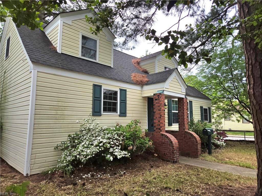 Photo of 2201 Pershing Avenue, Norfolk, VA 23509 (MLS # 10635268)