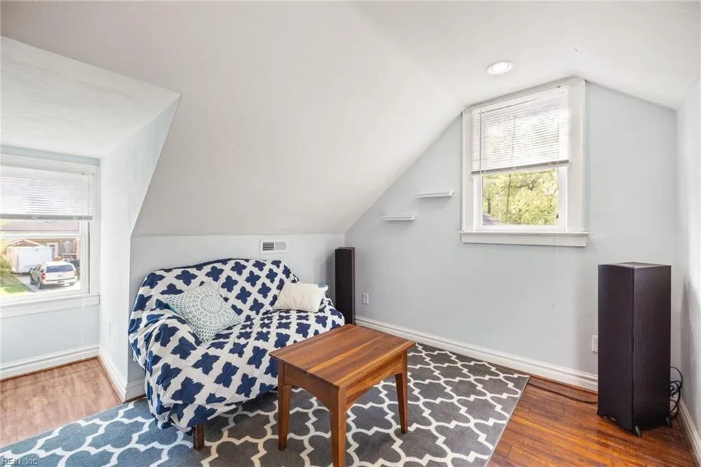 Norfolk, Virginia 23508, United States, 4 Bedrooms Bedrooms, ,3 BathroomsBathrooms,Residential,Pending,105395