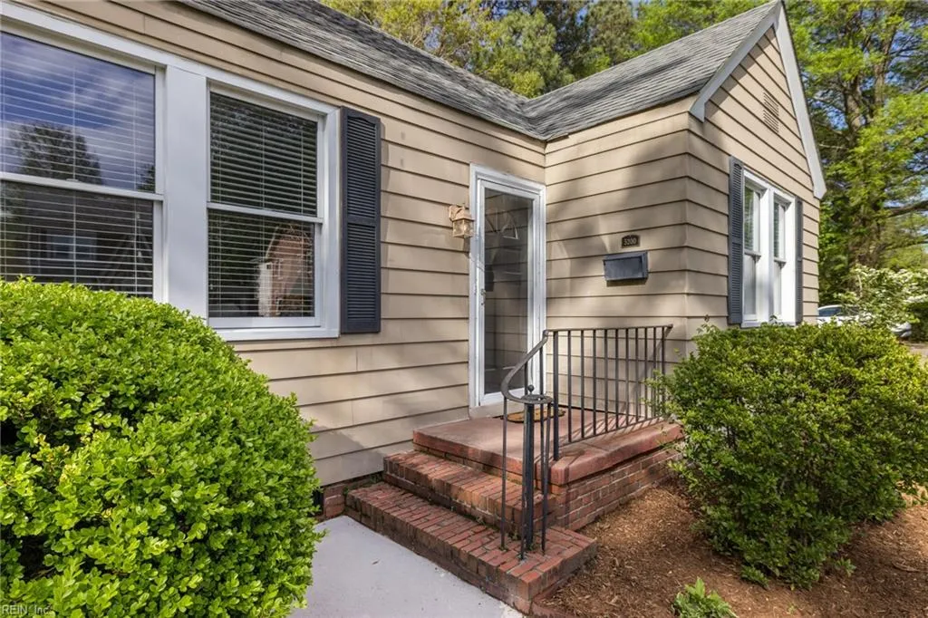 Norfolk, Virginia 23508, United States, 4 Bedrooms Bedrooms, ,3 BathroomsBathrooms,Residential,Pending,105395