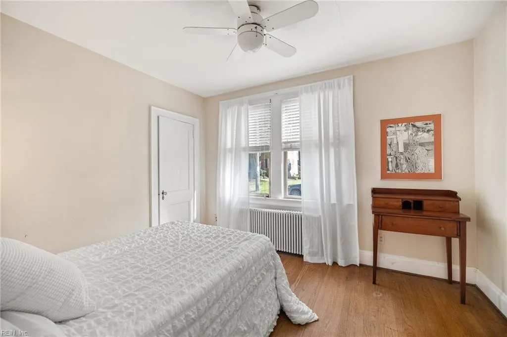 Norfolk, Virginia 23508, United States, 4 Bedrooms Bedrooms, ,3 BathroomsBathrooms,Residential,Pending,105395