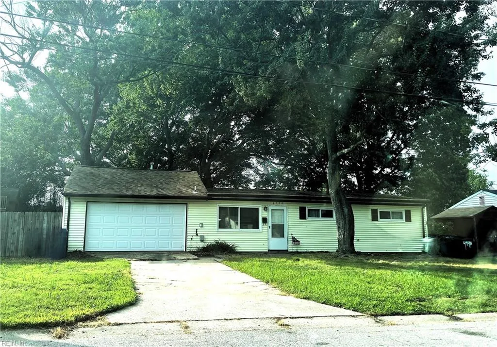 Virginia Beach, Virginia 23455, United States, 3 Bedrooms Bedrooms, ,1 BathroomBathrooms,Residential,Pending,206940