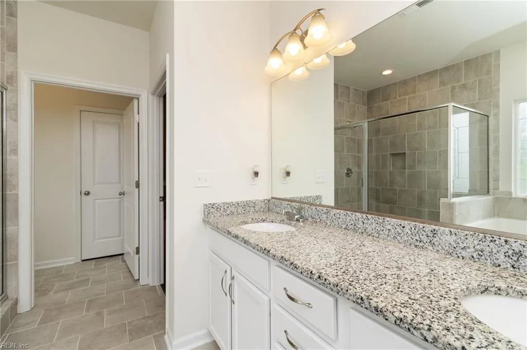 Moyock, North Carolina 27958, United States, 5 Bedrooms Bedrooms, ,4 BathroomsBathrooms,Residential,Active,169848