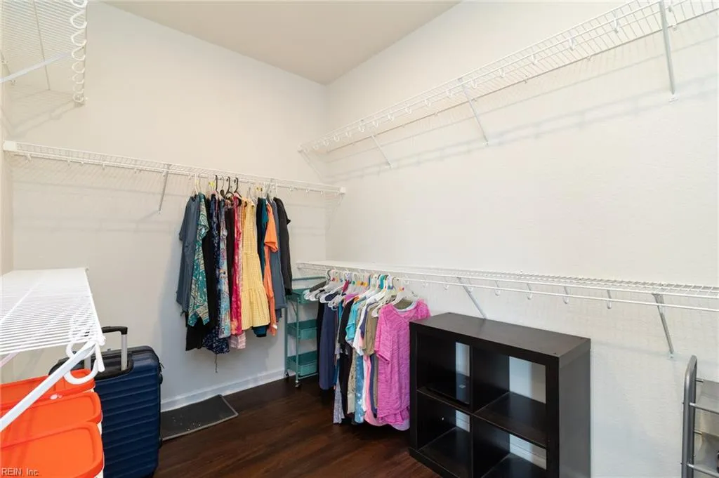 Moyock, North Carolina 27958, United States, 5 Bedrooms Bedrooms, ,4 BathroomsBathrooms,Residential,Active,169848