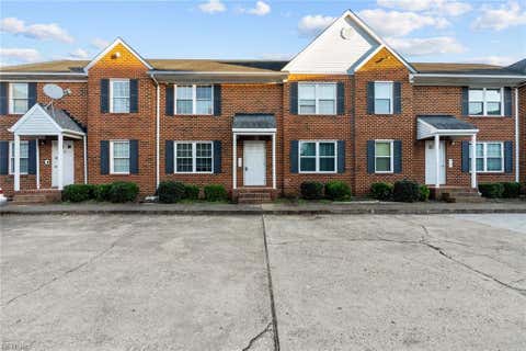 Photo of 1110 Chapel Street #8, Norfolk, VA 23502 (MLS # 10640502)