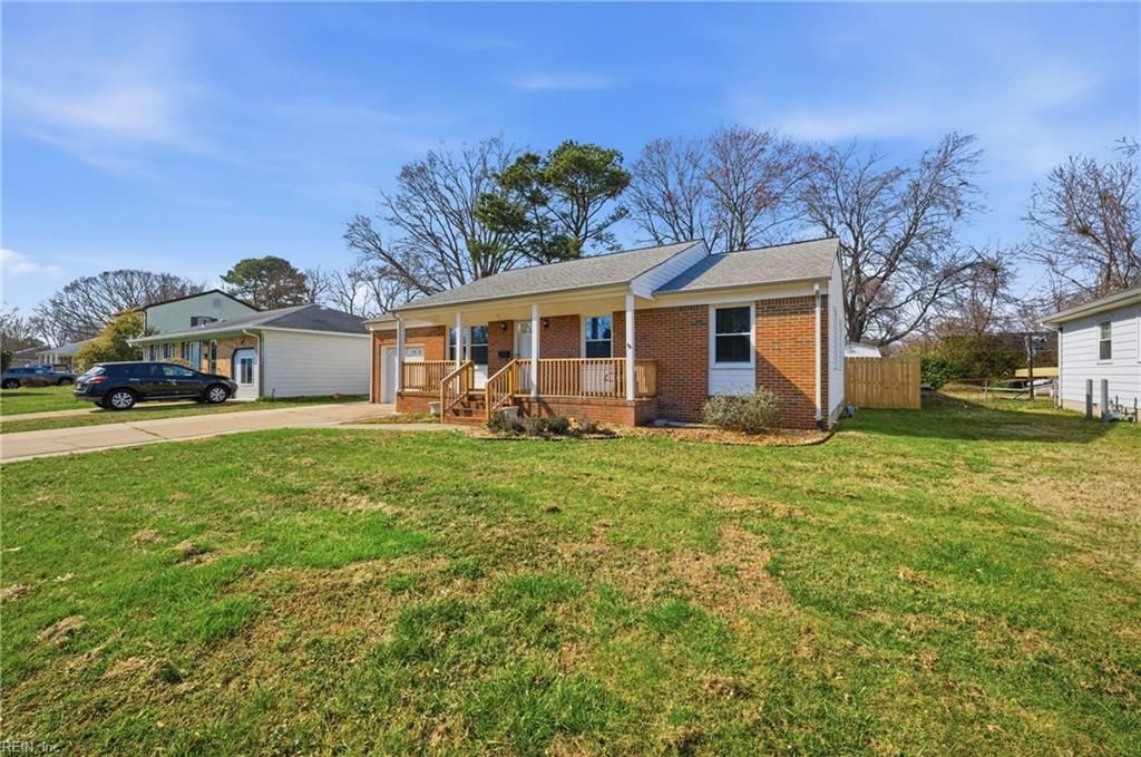 Photo of 273 Exeter Road, Newport News, VA 23602 (MLS # 10624082)