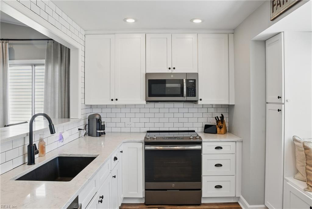 2125 Eagle Rock RD