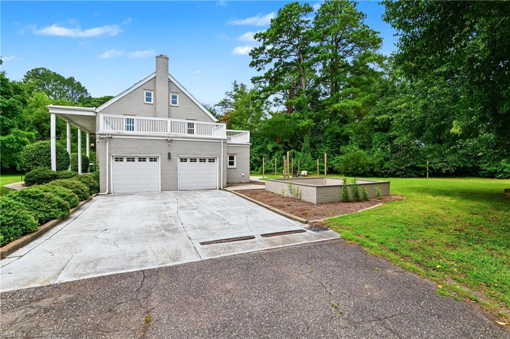 Photo of 7405 Hedgewood Lane, Norfolk, VA 23505 (MLS # 10646331)