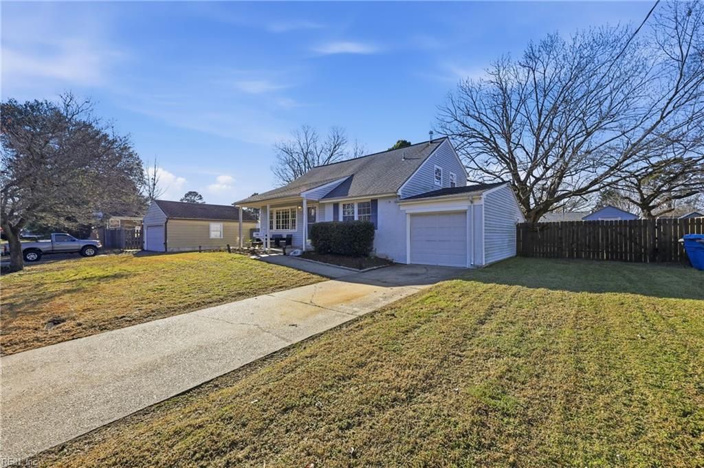 Photo of 945 Redwood Circle, Virginia Beach, VA 23464 (MLS # 10631890)