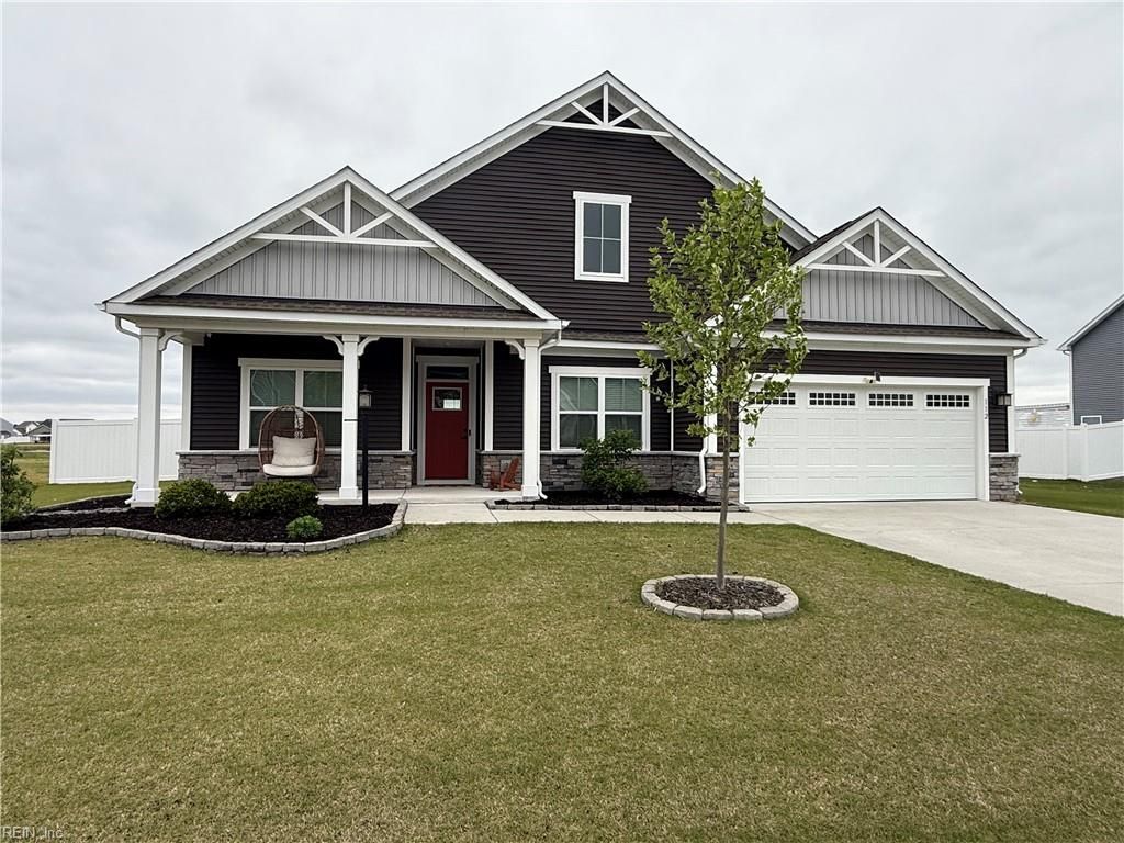 Photo of 112 Glenmoor Path, Moyock, NC 27958 (MLS # 10631949)