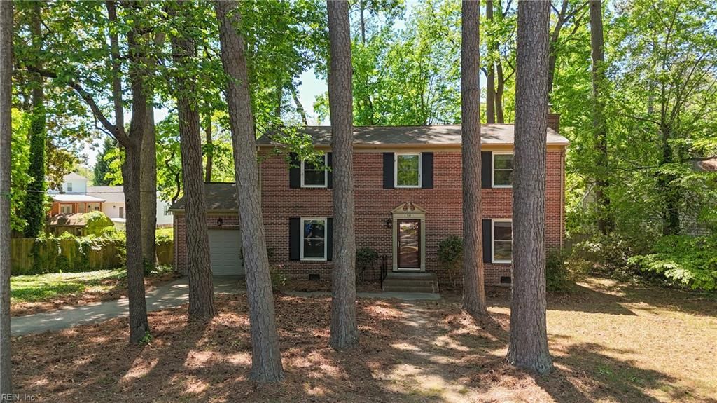 Photo of 34 Laurel Wood Road, Newport News, VA 23602 (MLS # 10631161)