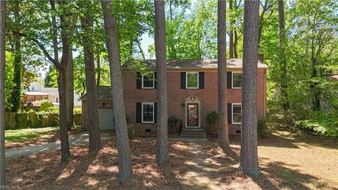 Photo of 34 Laurel Wood Road, Newport News, VA 23602 (MLS # 10631161)