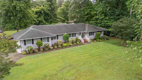 103 Meiggs DR Moyock NC 27958