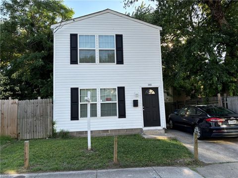 Single Family Residence in Norfolk VA 1661 Hunter Street.jpg