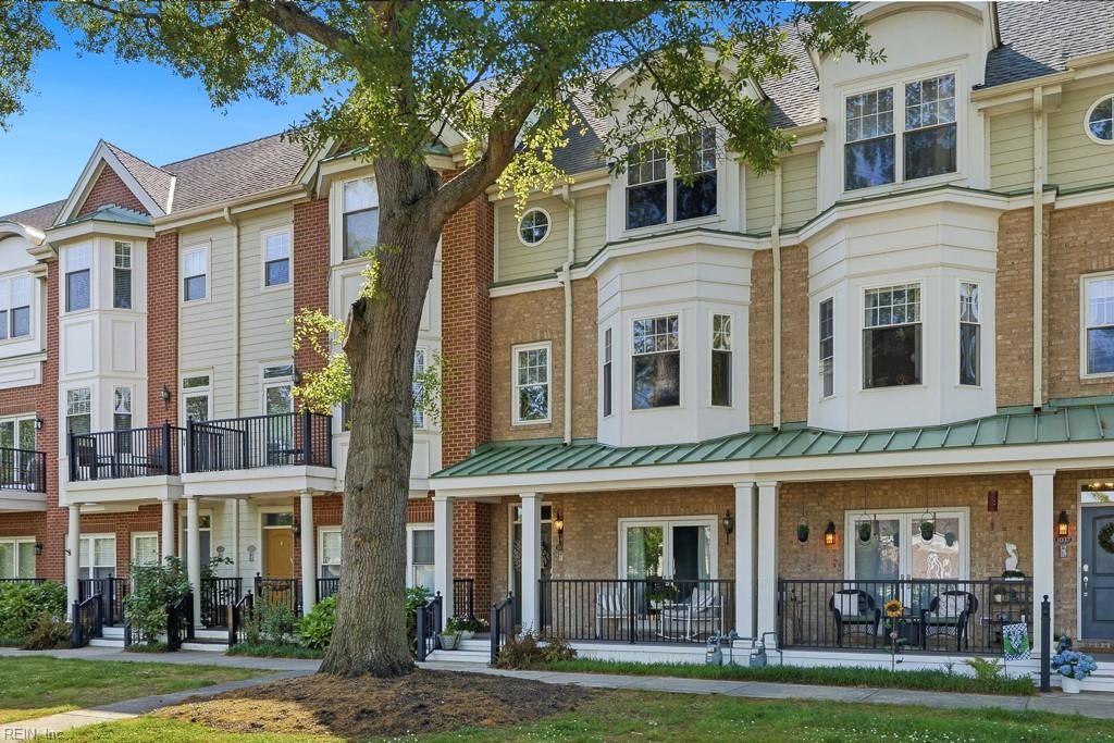 Photo of 1035 Bolling Avenue, Norfolk, VA 23508 (MLS # 10631596)