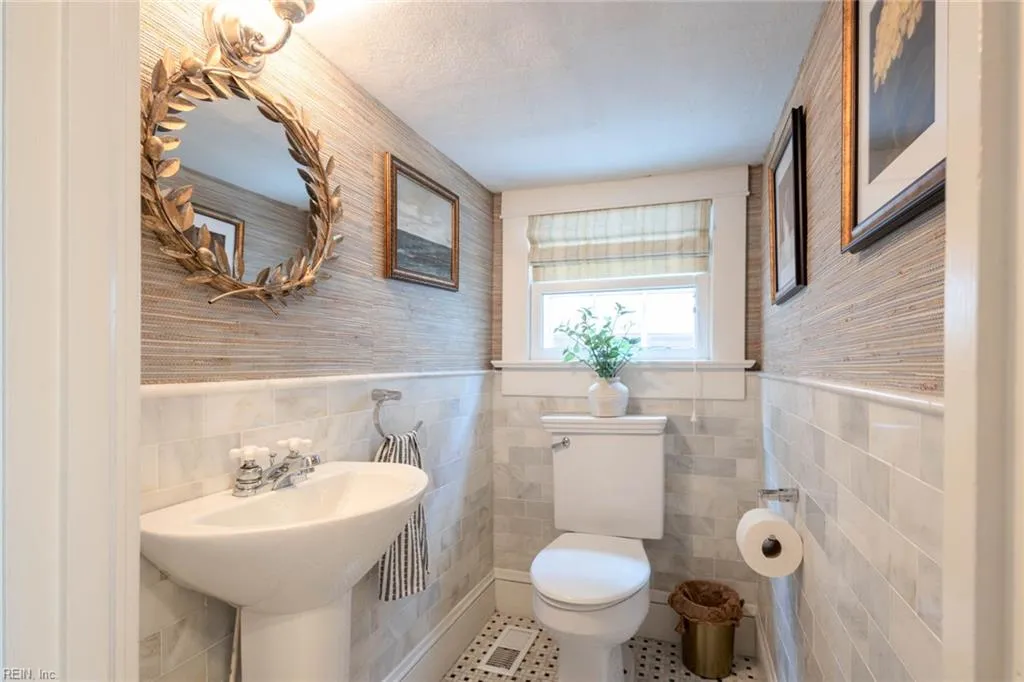 Norfolk, Virginia 23517, United States, 4 Bedrooms Bedrooms, ,2 BathroomsBathrooms,Residential,Active,178818