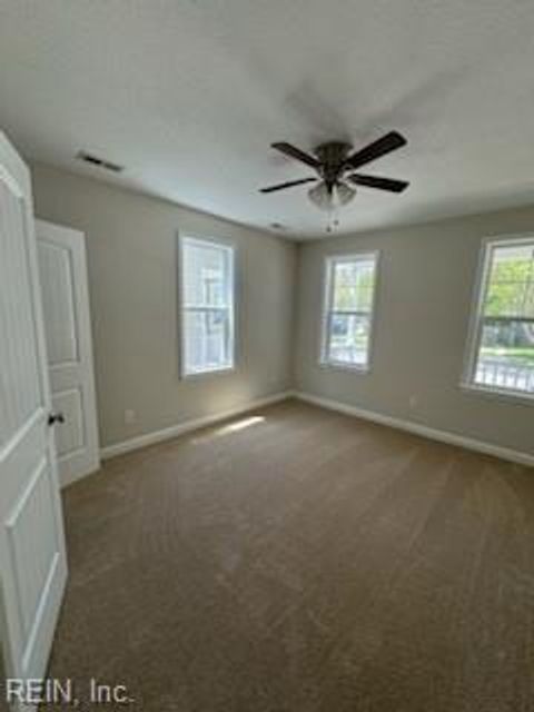 Single Family Residence in Norfolk VA 3302 Marne Avenue 8.jpg