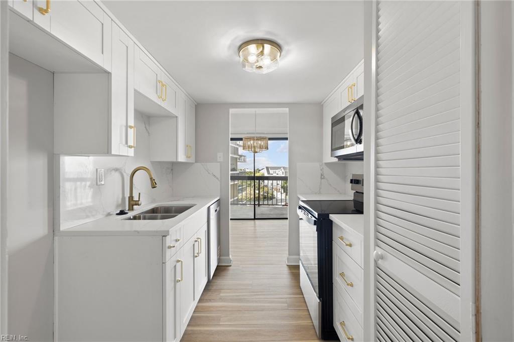 2830 Shore DR 405