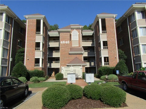 Photo of 4846 Kempsville Greens Parkway #201, Virginia Beach, VA 23462 (MLS # 10658239)