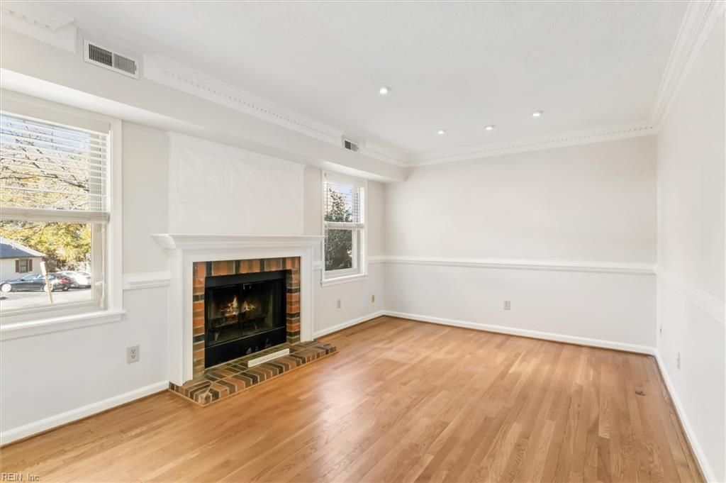 Photo of 50 James Square, Williamsburg, VA 23185 (MLS # 10610544)