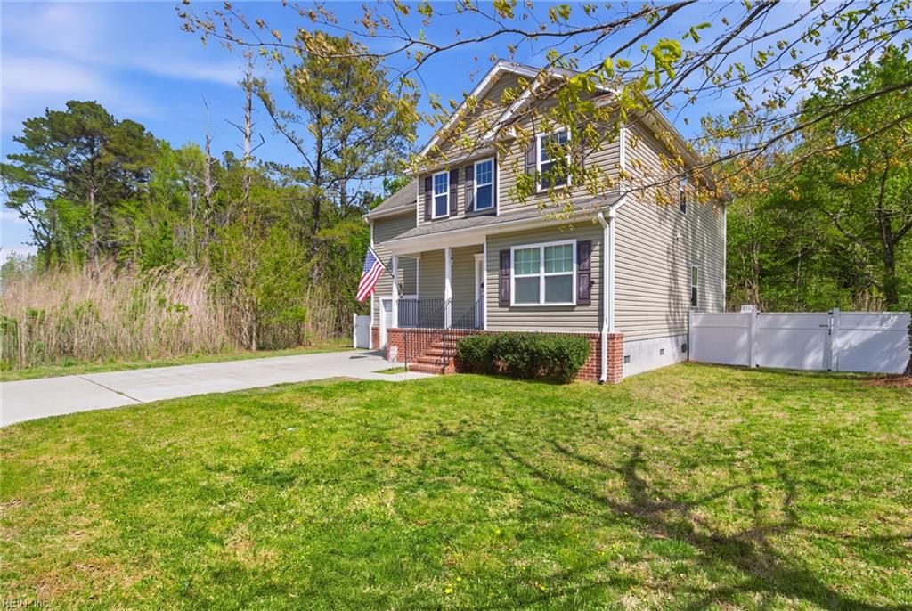 Photo of 941 Michael Drive, Chesapeake, VA 23323 (MLS # 10629011)