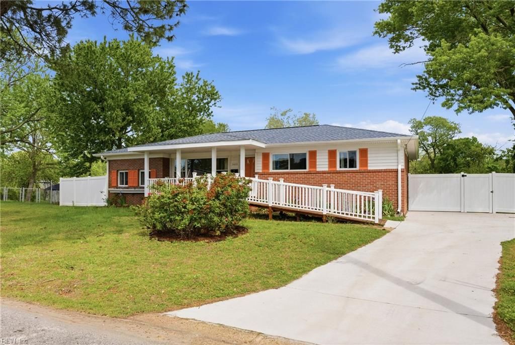 Photo of 5429 Lake Ridge Cir Cir, Norfolk, VA 23502 (MLS # 10629830)