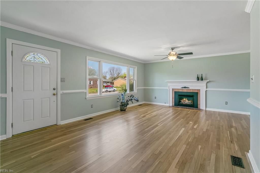 Photo of 9 Rust Street, Hampton, VA 23664 (MLS # 10628062)