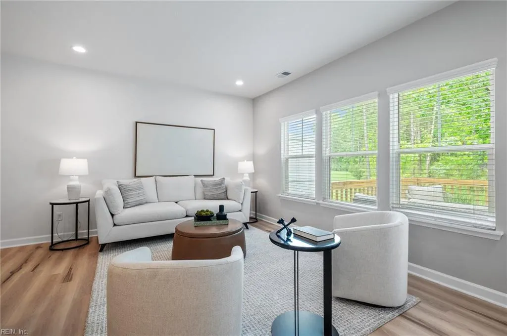 Suffolk, Virginia 23435, United States, 2 Bedrooms Bedrooms, ,3 BathroomsBathrooms,Residential,Active,194352