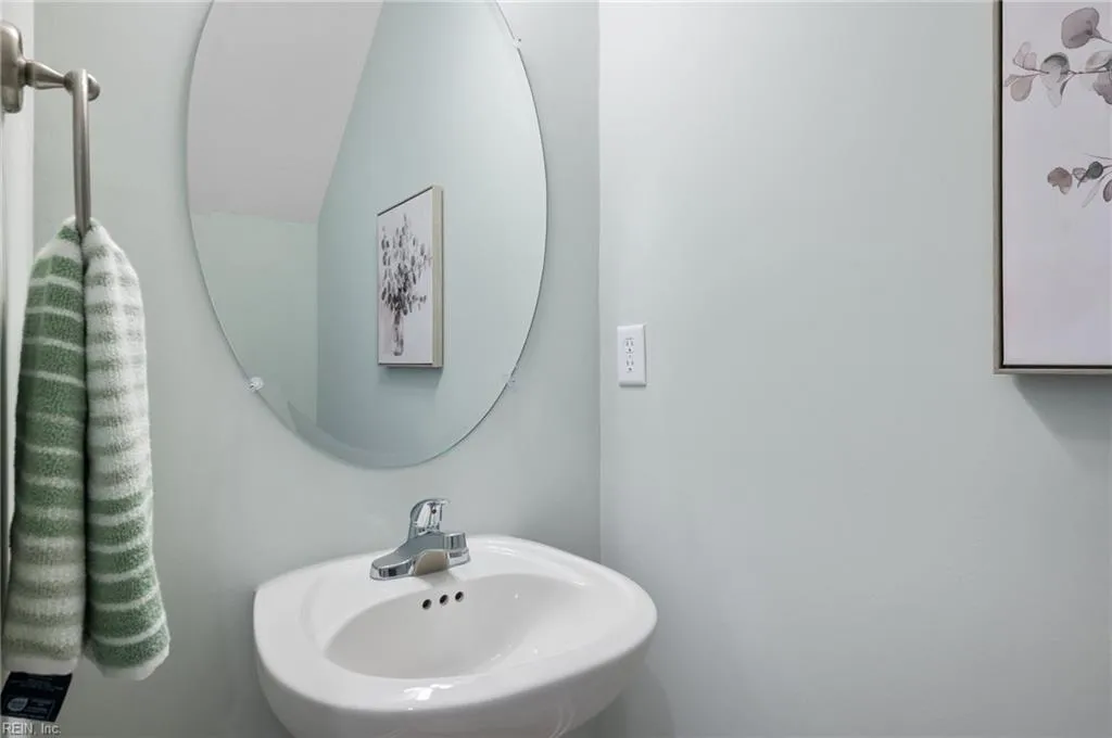 Suffolk, Virginia 23435, United States, 2 Bedrooms Bedrooms, ,3 BathroomsBathrooms,Residential,Active,194352