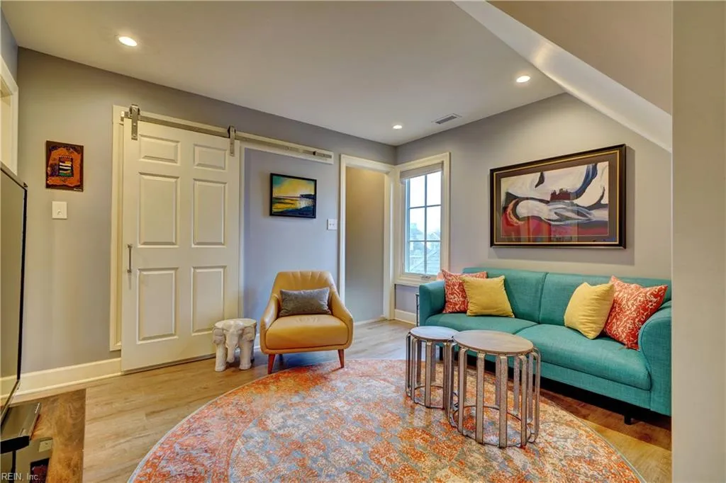 Norfolk, Virginia 23507, United States, 5 Bedrooms Bedrooms, ,5 BathroomsBathrooms,Residential,Active,95689