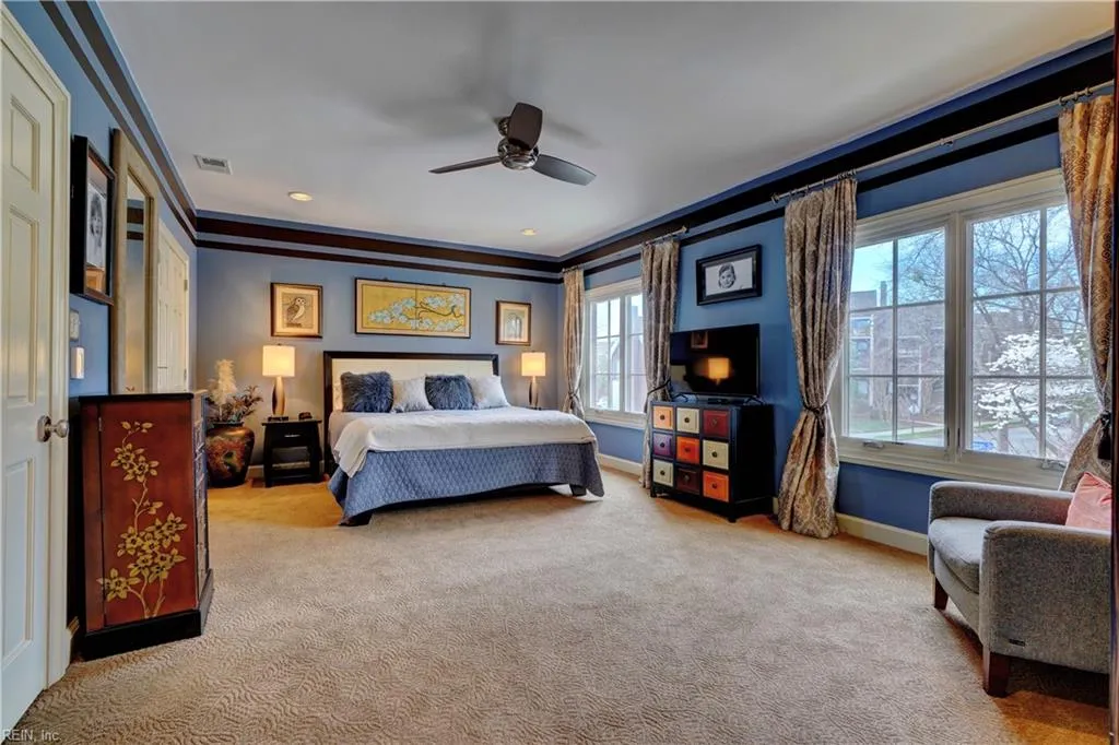 Norfolk, Virginia 23507, United States, 5 Bedrooms Bedrooms, ,5 BathroomsBathrooms,Residential,Active,95689