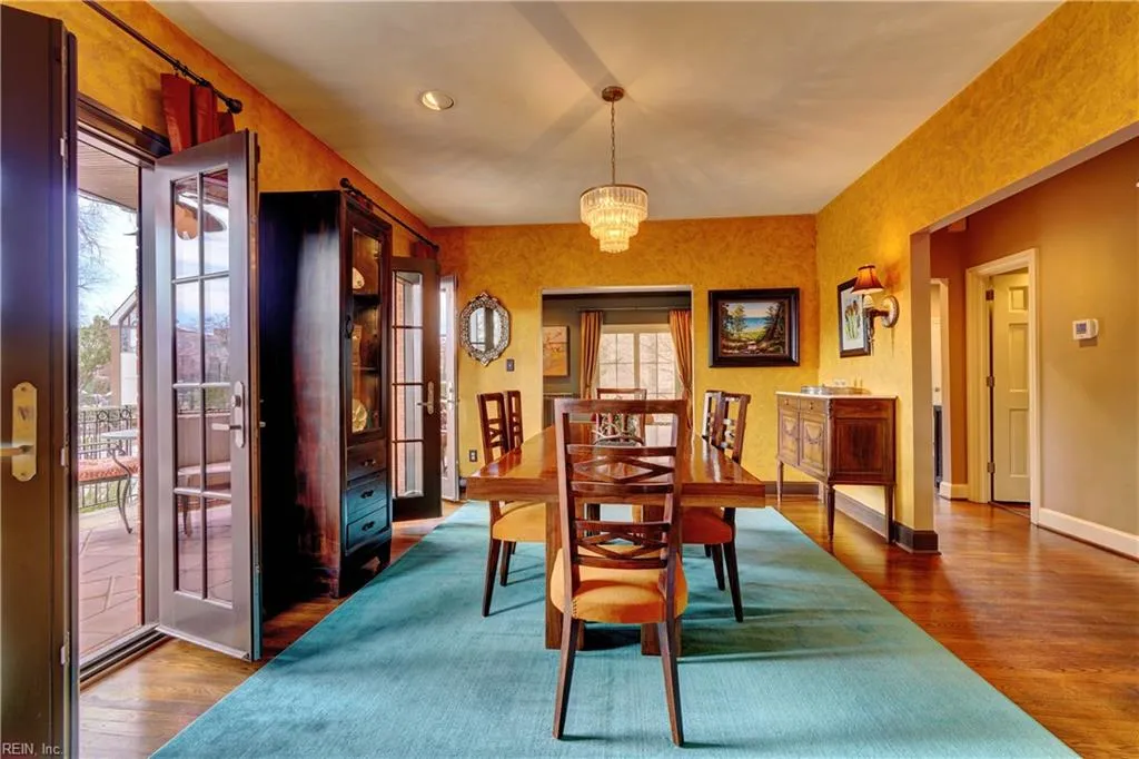 Norfolk, Virginia 23507, United States, 5 Bedrooms Bedrooms, ,5 BathroomsBathrooms,Residential,Active,95689