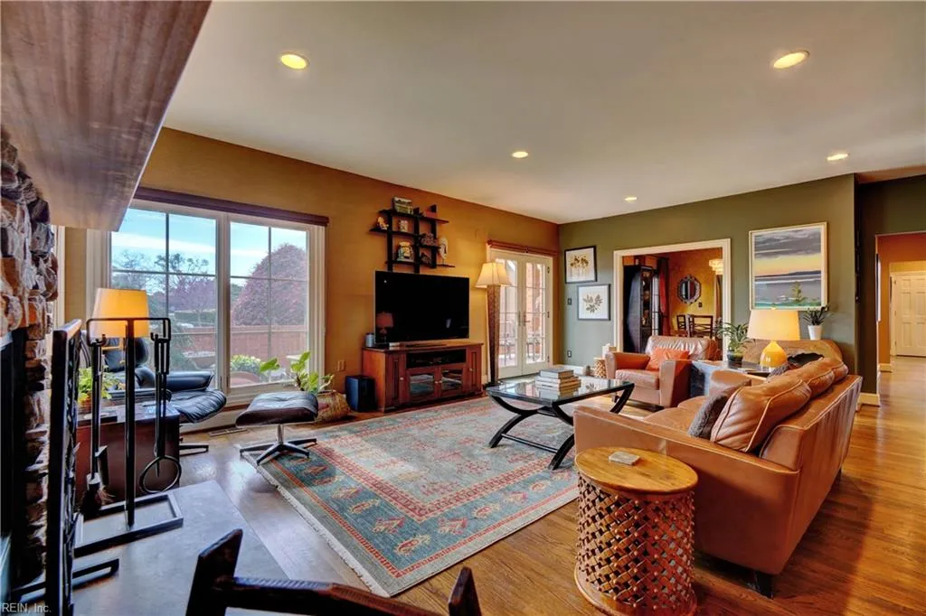 Norfolk, Virginia 23507, United States, 5 Bedrooms Bedrooms, ,5 BathroomsBathrooms,Residential,Active,95689