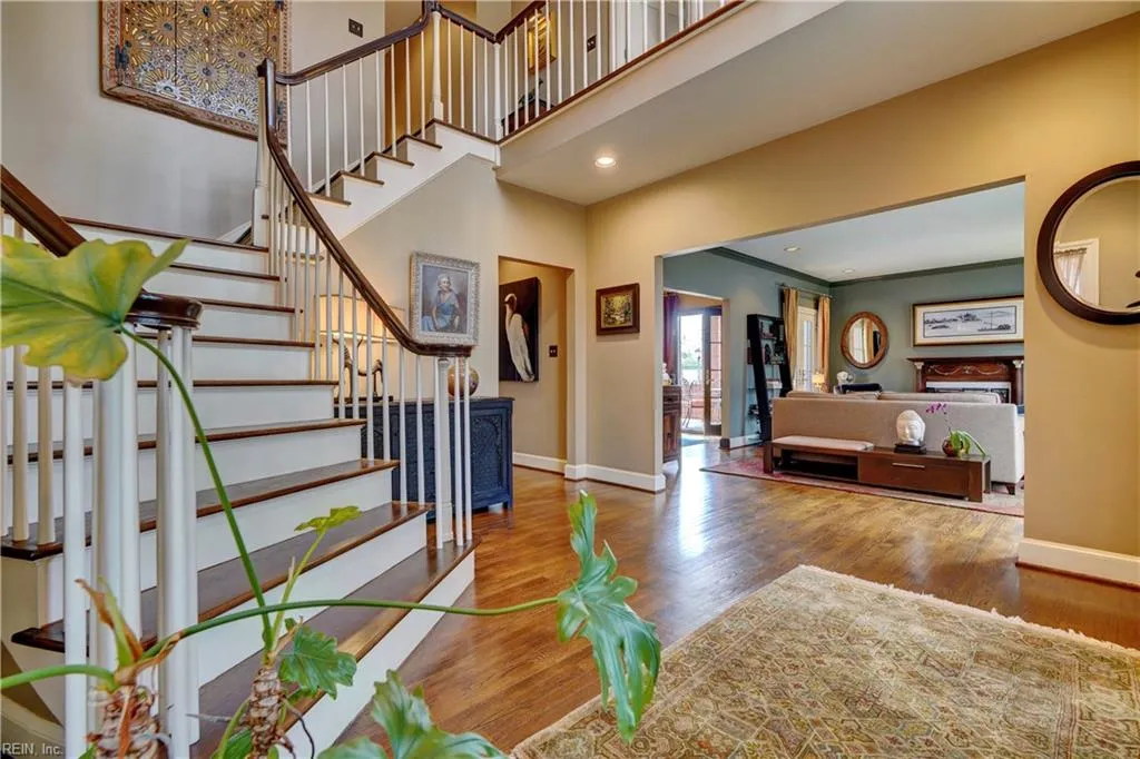 Norfolk, Virginia 23507, United States, 5 Bedrooms Bedrooms, ,5 BathroomsBathrooms,Residential,Active,95689