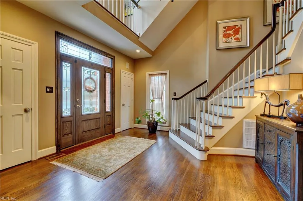 Norfolk, Virginia 23507, United States, 5 Bedrooms Bedrooms, ,5 BathroomsBathrooms,Residential,Active,95689