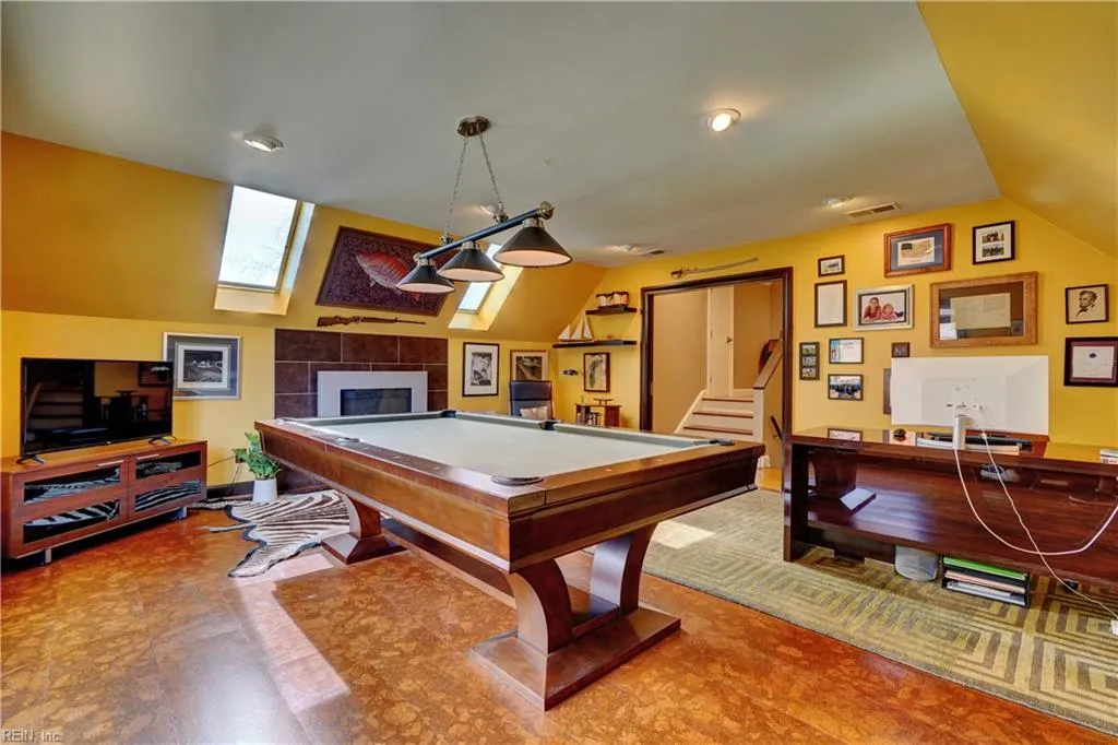 Norfolk, Virginia 23507, United States, 5 Bedrooms Bedrooms, ,5 BathroomsBathrooms,Residential,Active,95689